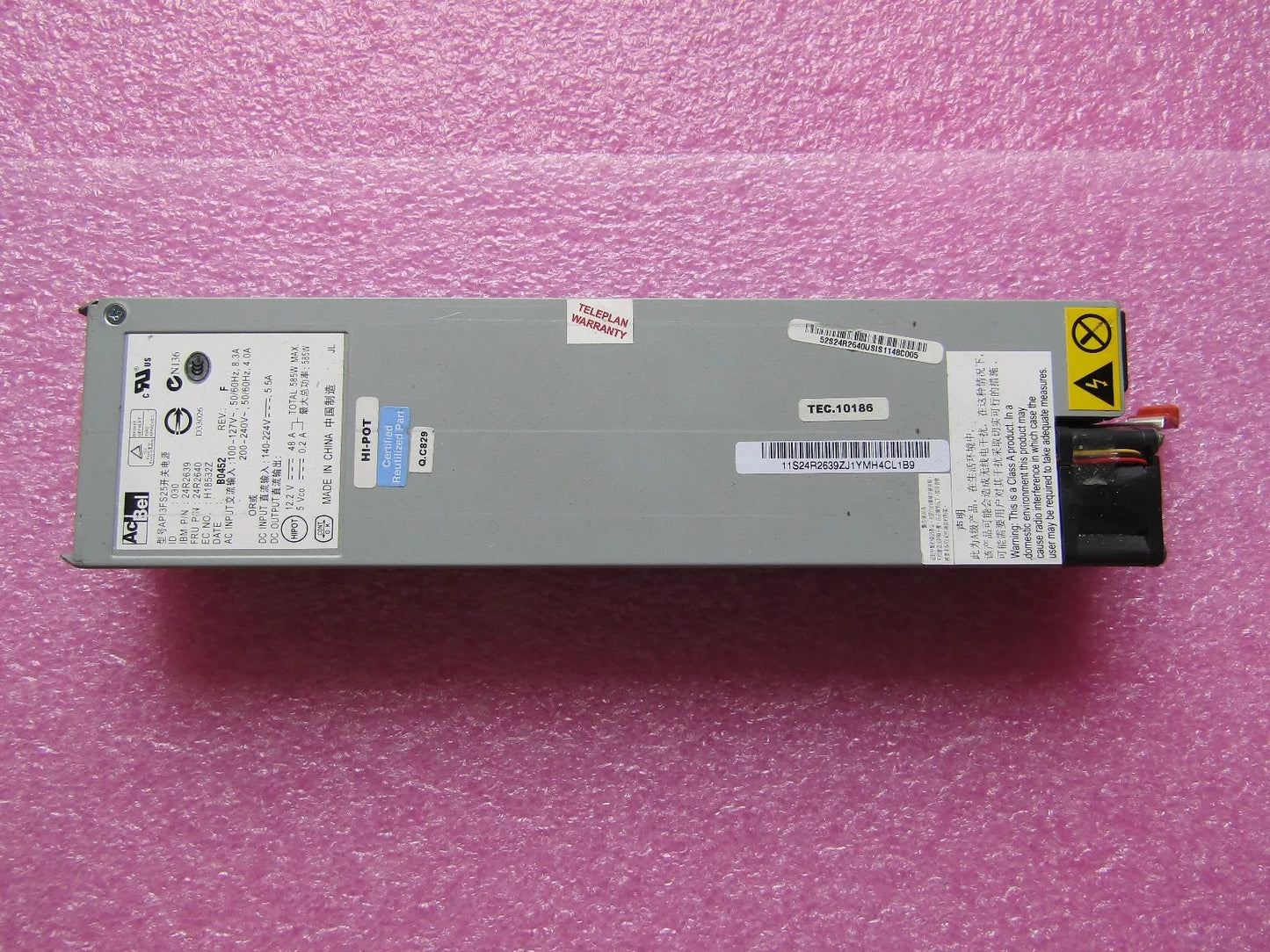 24R2639 x336 585W Hot Swap Power Supply